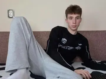 Chaturbate Free Porn Cam of cute_brian