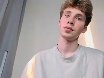 Chaturbate Watch Live Sex Cams of cute_brian