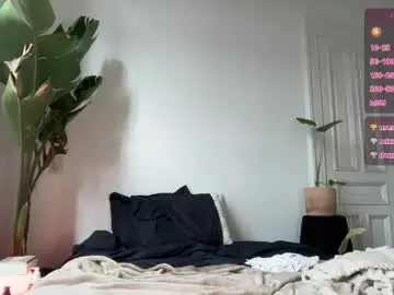 Chaturbate Adult Video Chat of hung_angel_xxl