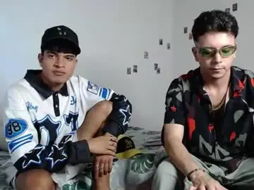 Chaturbate Free Live Porn of dominic_hanks