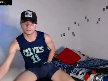 Chaturbate Sex Cam of dominic_hanks