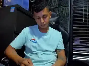 Chaturbate Live Sex of g_lincoln