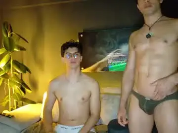 Chaturbate Live Sex Cam of maisonbastian