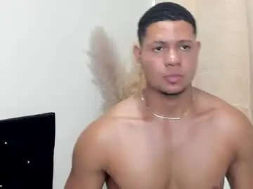 Chaturbate Live Sex Cam of sky_1628