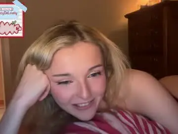 Chaturbate Best live sex cam show of lucydelovely