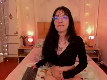 Chaturbate Sex Cam of emalittle
