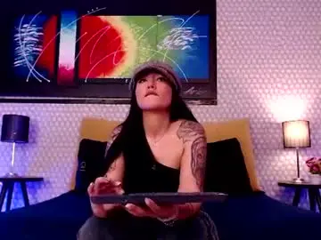 Chaturbate Best live sex cam show of penelopee_28
