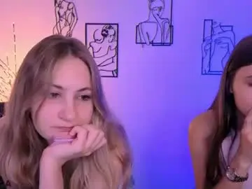 Chaturbate Live Sex Cam of so_hot_rosalie