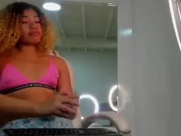 Chaturbate Adult Video Chat of gisella_ebony