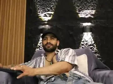 Chaturbate Adult Webcam of leo_diaz01