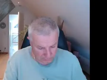 Chaturbate Free Porn Cam of grau197077