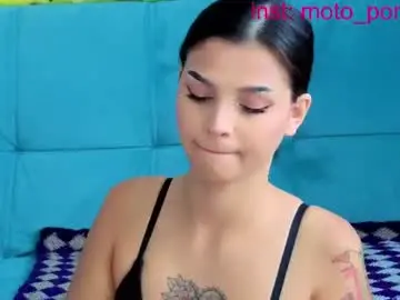 Chaturbate Live Sex Cam of moto_ponchik