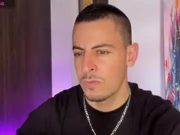 Chaturbate Live Porn of scotty_music