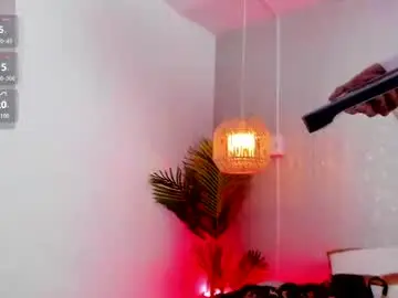 Chaturbate Free Live Porn of gio_carangi