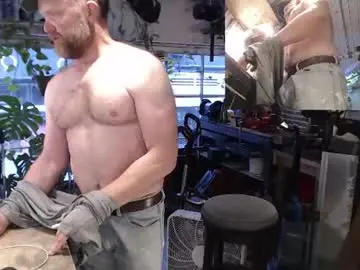 Chaturbate Live Sex Cam of seattlemanwhore