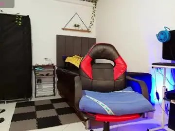 Chaturbate Watch Live Sex Cams of colinlatinbrown