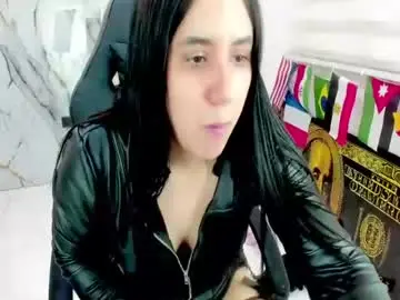 Chaturbate Live Sex Cam of queen_findom1