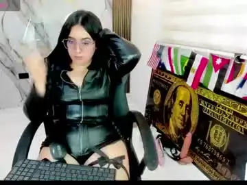 Chaturbate Live Sex of queen_findom1
