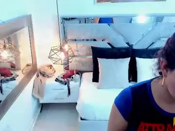 Chaturbate Adult Webcams of slut_milf_
