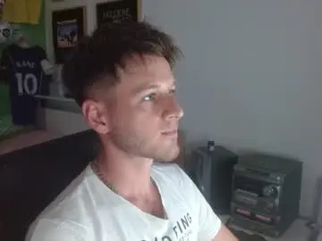 Chaturbate Live Porn of freddy_star