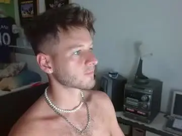 Chaturbate Free Live Porn of freddy_star