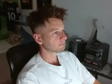 Chaturbate Live Porn of freddy_star
