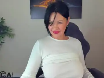 Chaturbate Live Sex Cam of sara_devills