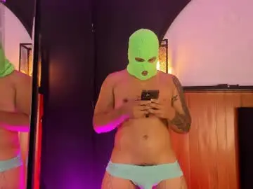 Chaturbate Live Sex Cam of scoott_masked
