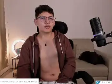 Chaturbate Watch Live Sex Cams of juan_belmont1