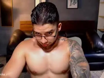 Chaturbate Adult Webcam of mike_montoya