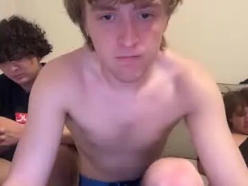 Chaturbate Live Sex Cam of evanbrown333