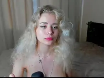 Chaturbate Sex Cam of hot_kittie_hot