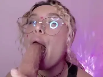 Chaturbate Sex Chat of haelycute