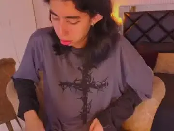 Chaturbate Live Sex Cam of ryo_fem