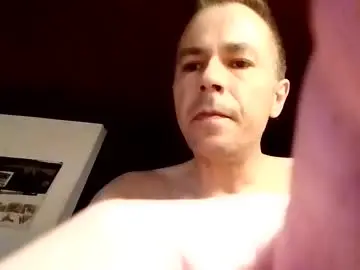 Chaturbate Live Sex Cam of ben8888