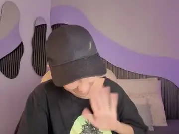 Chaturbate Live Porn of hot_little_bunny