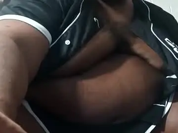 Chaturbate Live Sex Cam of bigchub445