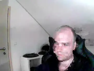 Chaturbate Nude Webcam of j_german783377