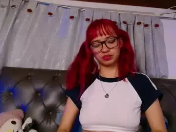 Chaturbate Live Porn of evie_cloud