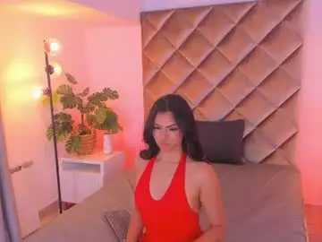 Chaturbate Live Sex Cam of malaia_hills