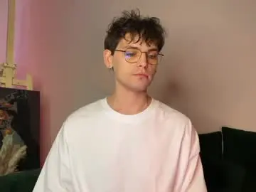 Chaturbate Sex Cam of oliverlawrence