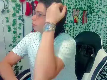 Chaturbate Free Live Porn of andy_gray01