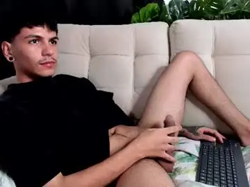 Chaturbate Live Porn of austin_falcon