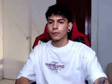 Chaturbate Live Porn of austin_falcon