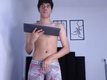 Chaturbate Adult Video Chat of marcoalexlatino