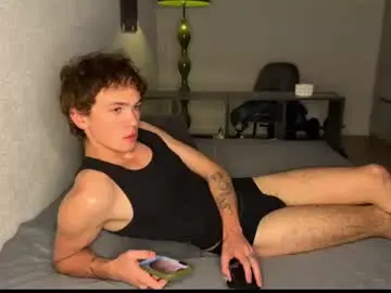 Chaturbate Free Live Porn of xavier_200