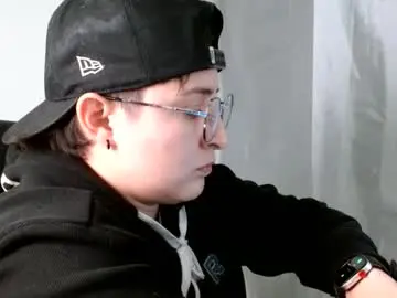 Chaturbate Watch Live Sex Cams of alex_parker07