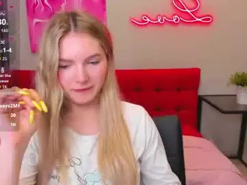 Chaturbate Live Sex of evelineamore