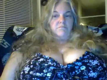Chaturbate Live Porn of hippysnewhere