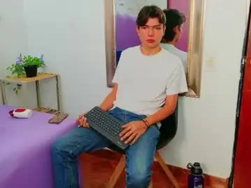 Chaturbate Watch Live Sex Cams of alandelrey_